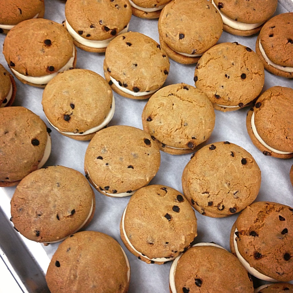 WHISK GLUTEN FREE VEGAN COOKIE SANDWICHES