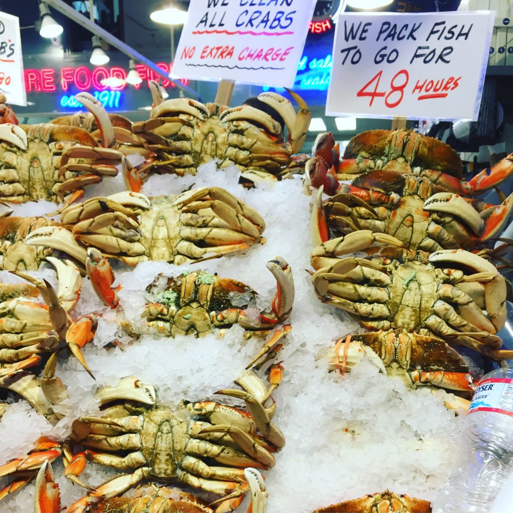 CRABS - SEATTLE CITY GUIDE - PIKE PLACE MARKET